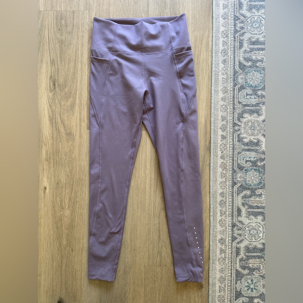 Danskin Lavender High-Waisted Leggings Size Medium